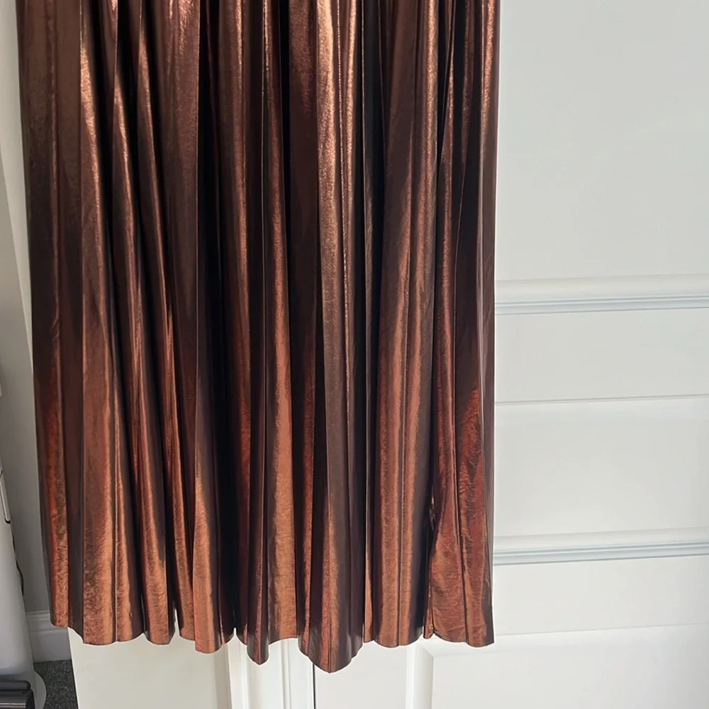 Bronze Metallic Pleated Maxi Skirt - Picture 3 of 6